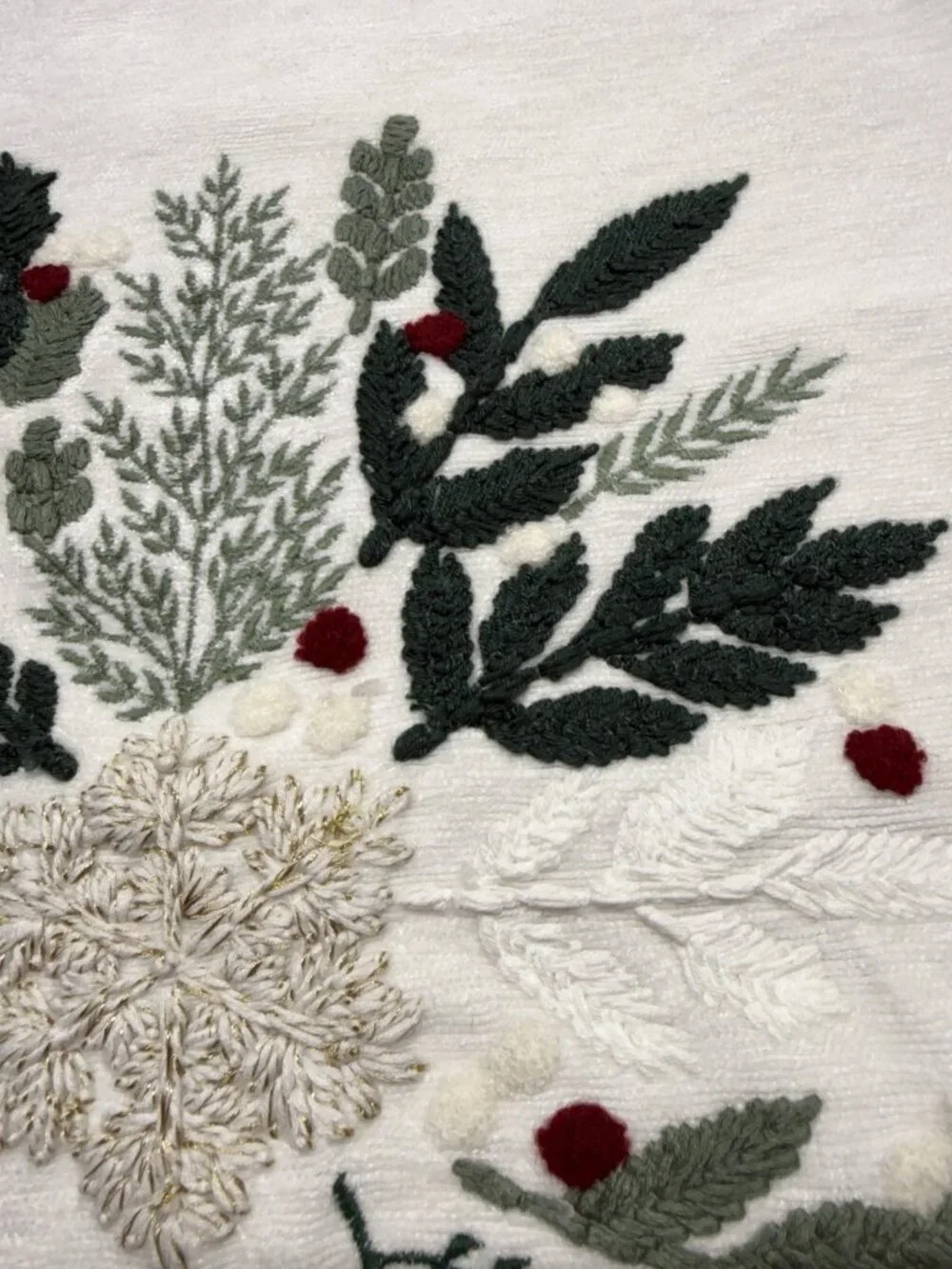Pottery Barn 22” Embroidered Chenille Christmas Pillow Cover Holly Snowflake